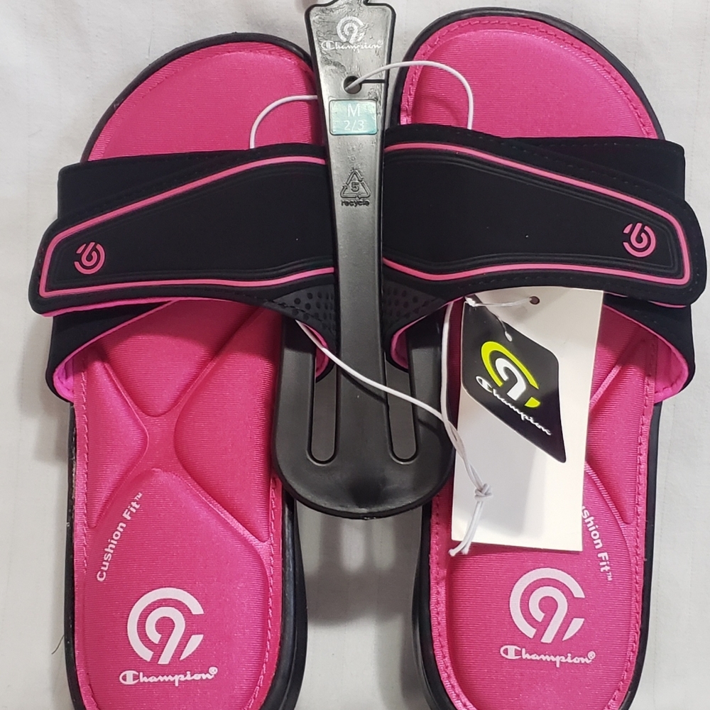 3 Pairs Girls Size M 2/3 Pink Champion Sandals.